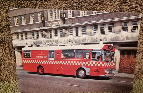 Fire services postcard 17 hq - services,