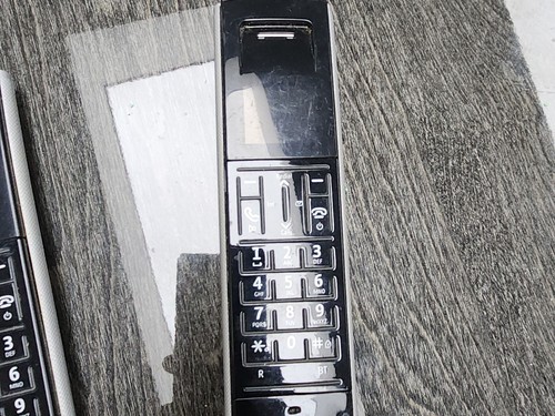 Stratus 1500 handset - 2,