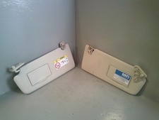 Discovery Sport Sun Visors Illuminated Pair Of in Cirrus L550 Land Rover