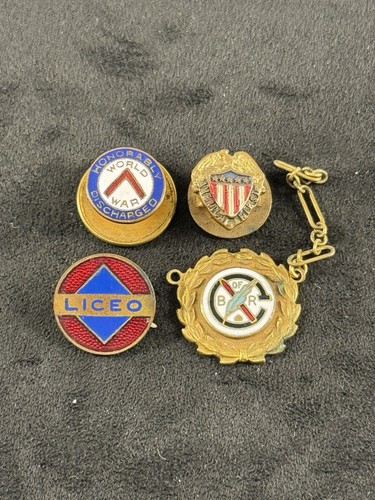 Wwi patriotic pin - lot, world
