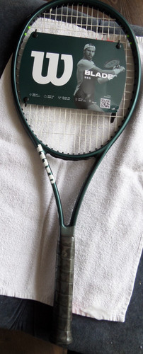 Wilson blade 98s grip - wilson,