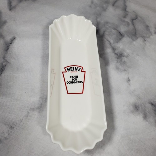 Heinz sauce holder fishin - sauce,
