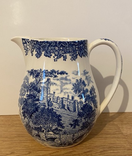 Wedgwood queen ware - queen's,