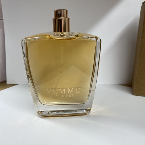 Femme usher eau toilette - de,