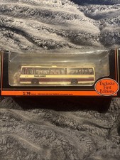 Exclusive First Editions 1:76