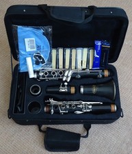 AMATI CORTON Bb CLARINET IMPORTED BY BOOSEY AND HAWKES V G CONDITION PLUS EXTRAS