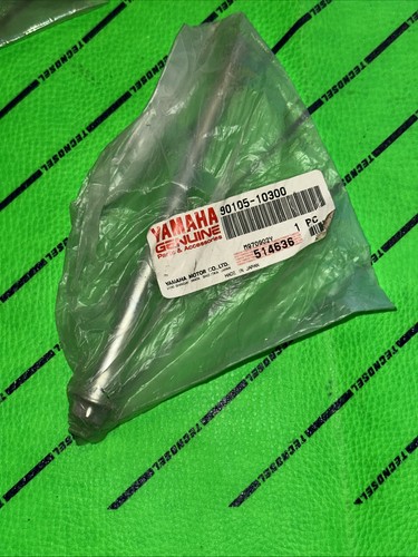 Yamaha bolt flange - yamaha, bolt,
