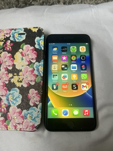 Iphone plus 64gb black - 8,