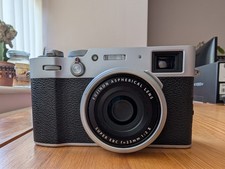 Fujifilm X100V  Silver -