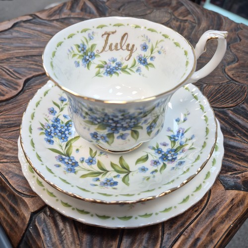 Royal albert flower the - royal, of