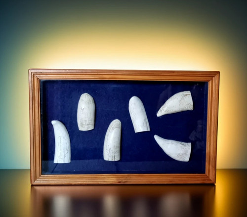 Classic sailors carvings - carvings, faux