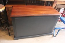 Pine Blanket Box in Dark Grey with a Dark Stain Lid
