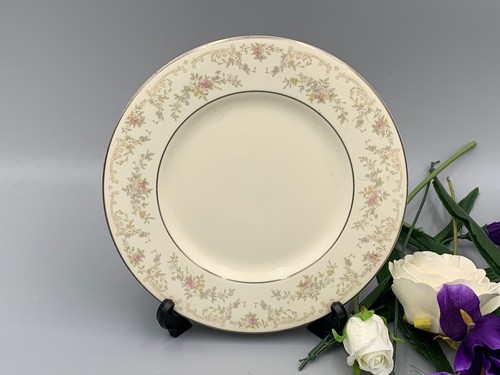 Royal doulton diana h5079 - royal, 8"