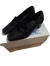 Rohde Black Leather Heeled