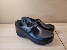 Dansko XP 2.0 Black Leather