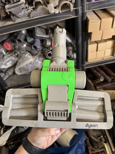 Genuine dyson dc05 floor head - genuine,