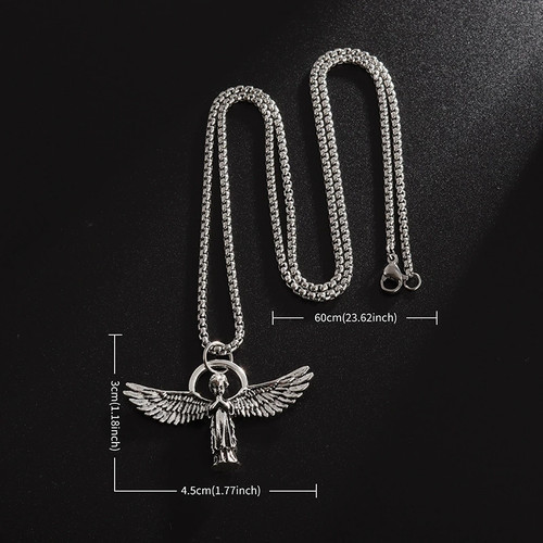 Silver necklace chain pendant
