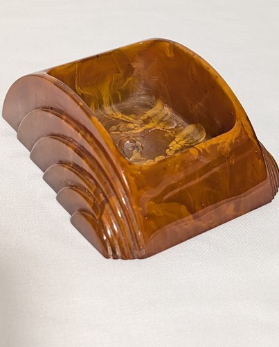 Art deco stunning - deco, butterscotch