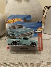 Hot Wheels ‘67 Chevy C10, HW