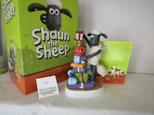 SHAUN SHEEP CHRISTMAS PRESENT