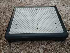 LARGE ANTI SLIP OUTDOOR/INDOOR HALF STEP. ELDERLY/DISABILITY. LAST POST 10TH DEC