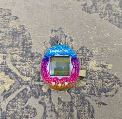 Tamagotchi original rainbow - tamagotchi,