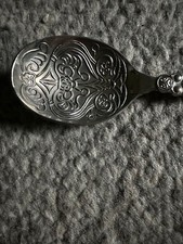 Rare Prince of Wales "Ich Dien" 3 Feathers Collectors Silver-Plated Spoon 
