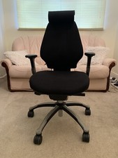 RH Logic 300 Medium Back