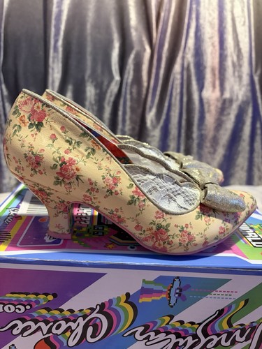 Irregular choice size beige - irregular,