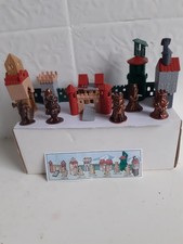 Kinder Surprise Toys. 6 Metal