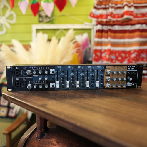 Tascam 223 rack - tascam, mixer
