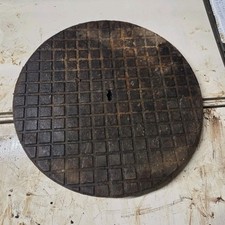 Reclaimed Round Cast iron