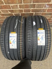 2x 275 40 20  Pirelli P Zero