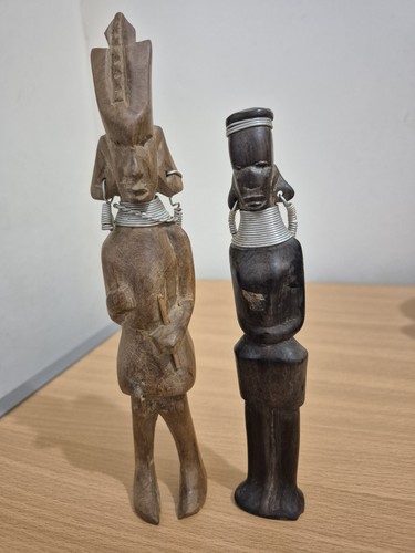 Pair tribal folk - art, figures