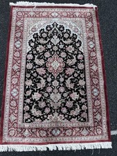 Authentic Hand Knotted Silk On