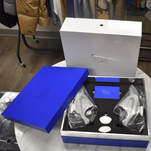 Nwt nike hyper adapt 0 - nwt,