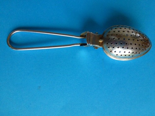 Vintage tea leaf strainer - vintage,