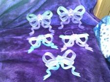 sparkly plastic bow christmas tree decorations