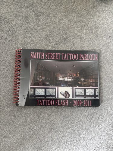 Smith street tattoo parlour - street,