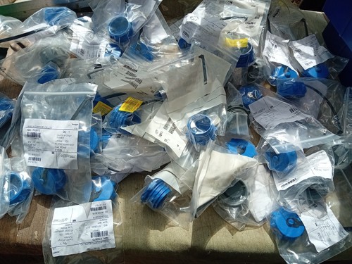Mixed lot bulgin caps - of,