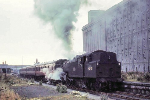 Fairburn class 4t 42195 - fairburn,