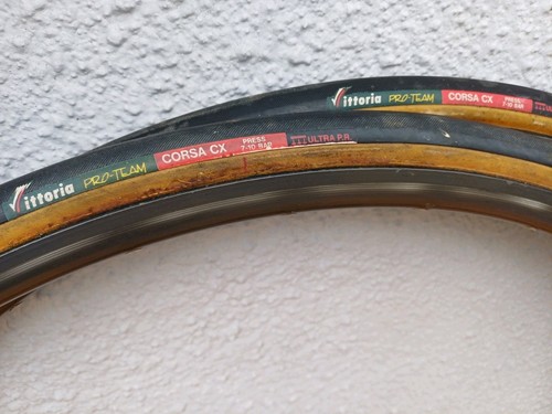 Two retro vittoria - two, corsa