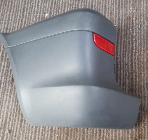 Protective corner for - , bumper