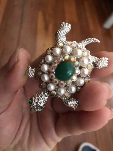 Vintage turtle brooch - vintage,