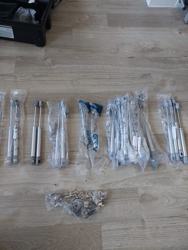 Job lot gas struts - /,