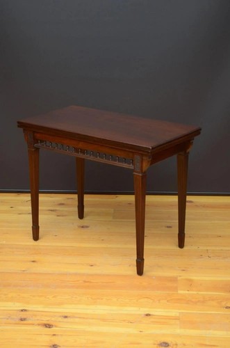 Edwards and roberts mahogany - edwards,