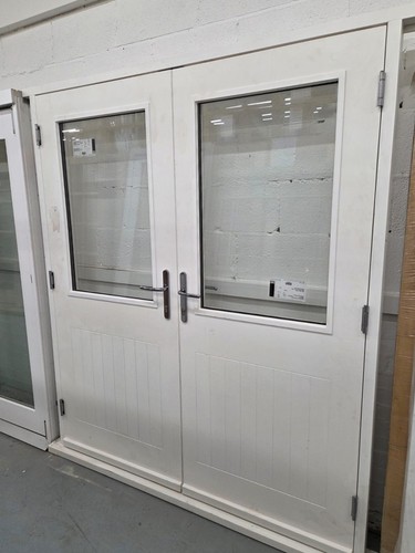 Hardwood sapele door and frame - sapele,