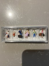Preiser HO Scale Travellers