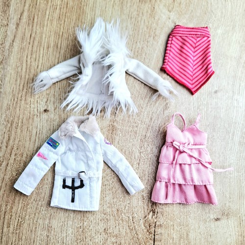 Barbie dolls 2000 - barbie,