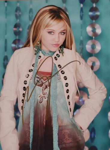 Miley cyrus signed auto photo - signed,